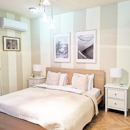 Bellevue Apartment With Ac & Heating & Terrace Budapest Luaran gambar