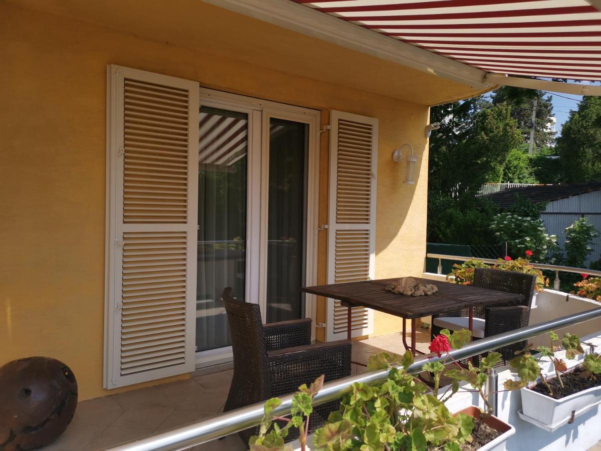 Bellevue Apartment With Ac & Heating & Terrace Budapest Luaran gambar